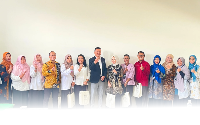 Penandatanganan MoU antara IKT Kartini Batam dengan 6  Sekolah sebagai Wujud Sinergi Tridharma Perguruan Tinggi
